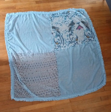 Nappe carrée bleu d'occasion  Fouesnant