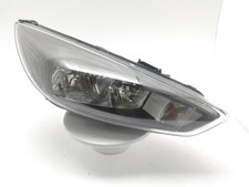 Ford focus headlamp for sale  SOUTHAMPTON