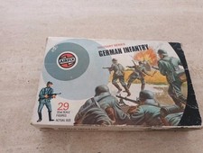 Soldatini airfix tedeschi usato  Calcinaia