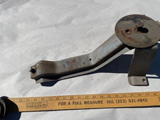 Transportador interno de pneus sobressalentes Willys Station Wagon 1954 fabricante de equipamento original comprar usado Transportador interno de pneus sobressalentes Willys Station Wagon 1954 fabricante de equipamento original comprar usado  Enviando para Brazil