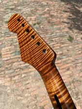 Aaaa 22fret fender usato  Spedire a Italy