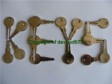 Thule keys set for sale  ST. NEOTS