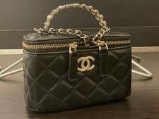 Estojo de maquiagem Chanel Beautē preto vaidade com cabo de pérola GWP comprar usado  Enviando para Brazil