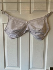 Ladies bras. 1black for sale Ladies bras. 1black for sale  SCUNTHORPE