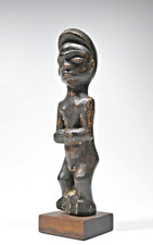 Pende sculpture kahan for sale  Quakertown