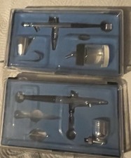 Airbrushes spray gun for sale  RAYLEIGH