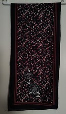 Echarpe motif fleurs d'occasion  Lingolsheim