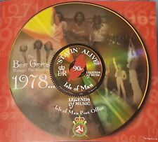 Mini folha de selos 1999 The Bee Gees, Stayin' Alive, Music Legends Isle Of Man comprar usado  Enviando para Brazil