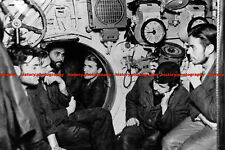 Rádio ouvindo membros da tripulação submarina F003735 1941 comprar usado  Enviando para Brazil
