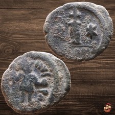 Byzantine follis coin d'occasion  Expédié en Belgium