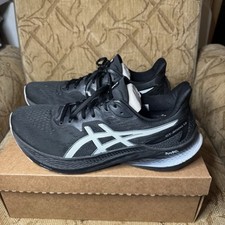 Tênis esportivo de corrida ASICS GT-2000 (12) masculino 11 preto/branco ótimo! comprar usado  Enviando para Brazil