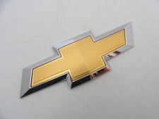 2009 2010 2011 - 2012 CHEVROLET TRAVERSE EMBLEMA GRAVATA BORBOLETA TRASEIRA 22759832 comprar usado  Enviando para Brazil