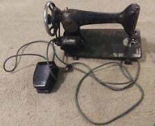Antiga máquina de costura Singer 1911 com controlador de motor de pé e motor B.U.7-E comprar usado  Enviando para Brazil