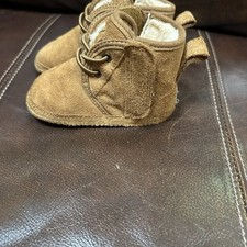Ugg baby neumel for sale  Dalzell