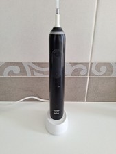 Spazzolino elettrici oral usato  Qualiano