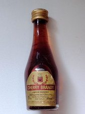 Mignonette cherry brandy d'occasion  Saint-Florent-sur-Cher