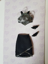 Roupas de boneca Barbie prata top + saia preta + saltos comprar usado  Enviando para Brazil