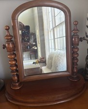 gorgeous mirror for sale  Strongsville