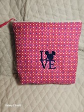 Usado, bolsa de viagem maquiagem bolsa com zíper FEITA À MÃO bordada AMOR Páscoa Dia das Mães  comprar usado  Enviando para Brazil