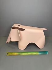Eames elephant small d'occasion  Expédié en Belgium