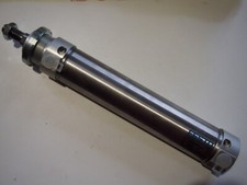 Vérin pneumatique festo d'occasion  Auberive