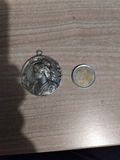 Grosse médaille arlésienne d'occasion  Creil