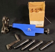 Centrífuga mecânica manual de 4 tubos com tubos de vidro de 15 ml comprar usado Centrífuga mecânica manual de 4 tubos com tubos de vidro de 15 ml comprar usado  Enviando para Brazil