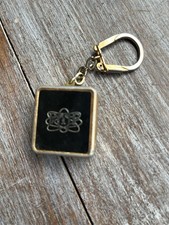 Porte clef boîte d'occasion  La Châtre