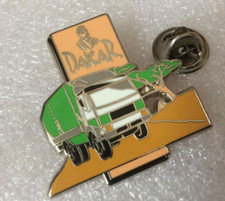 Pin vintage rallye d'occasion  Les Lilas