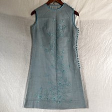 Vestido Vintage Caseiro Anos 60 Anos 70 Azul Bordado Botões Florais Manchado M comprar usado  Enviando para Brazil
