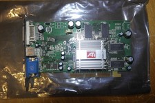 Placa de vídeo gráfica Sapphire radeon 9000 128MB AGP Universal VGA DVI S-Video comprar usado  Enviando para Brazil