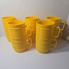 Vintage rubbermaid 3819yellow for sale  Clarksville