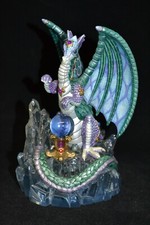 Resin dragon cyrstal d'occasion  Expédié en Belgium