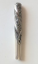 Solid silver cane d'occasion  Expédié en Belgium