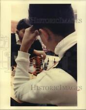 Foto de prensa 1989 Milby High School estudiantes juegan ajedrez como actividad de clase de matemáticas. segunda mano  Embacar hacia Argentina