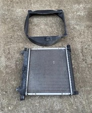Radiatore anteriore mercedes usato  Pavia