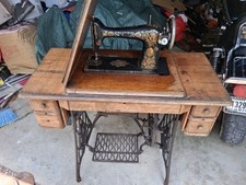 Vintage singer sewing for sale  Bedford