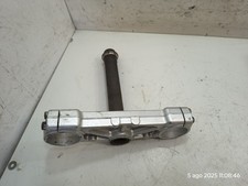 Piastra inferiore forcella usato  Villasalto