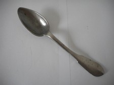 Belle cuillère ancienne d'occasion Belle cuillère ancienne d'occasion  France