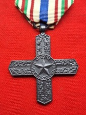 Militaria medaglia croce usato  Pinerolo