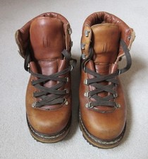 Hanwag walking boots. for sale  BEDFORD