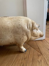 Francuska żeliwna świnka skarbonka recznie malowana na sprzedaż  PL