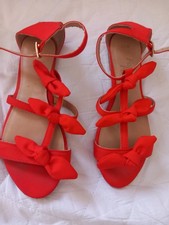 Flat bow design for sale  WAKEFIELD