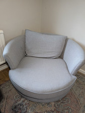 Dfs grey swivel for sale  HOOK