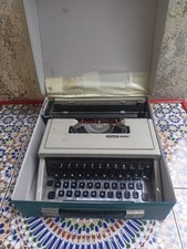 Macchina scrivere olivetti usato  Turbigo