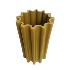 Vaso modernista ceramica usato  Taranto