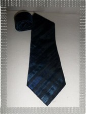 Cravate fantaisie rayée d'occasion Cravate fantaisie rayée d'occasion  Foix