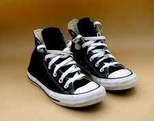 Women size converse for sale  Pompano Beach