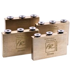 Floyd rose chitarra usato  Spedire a Italy