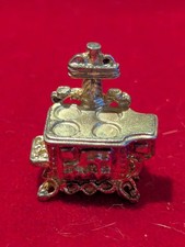 Vintage beau gold for sale  Gainesville